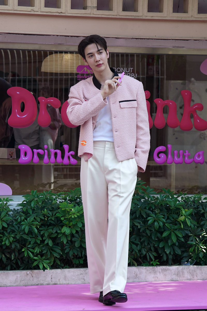 onasu_thai's tweet image. ピンク似合う〜　そしてスタイルが良い！！！！

MAXKY X DONUT DISTURB
#BioActivexMaxky
#maxky_rp