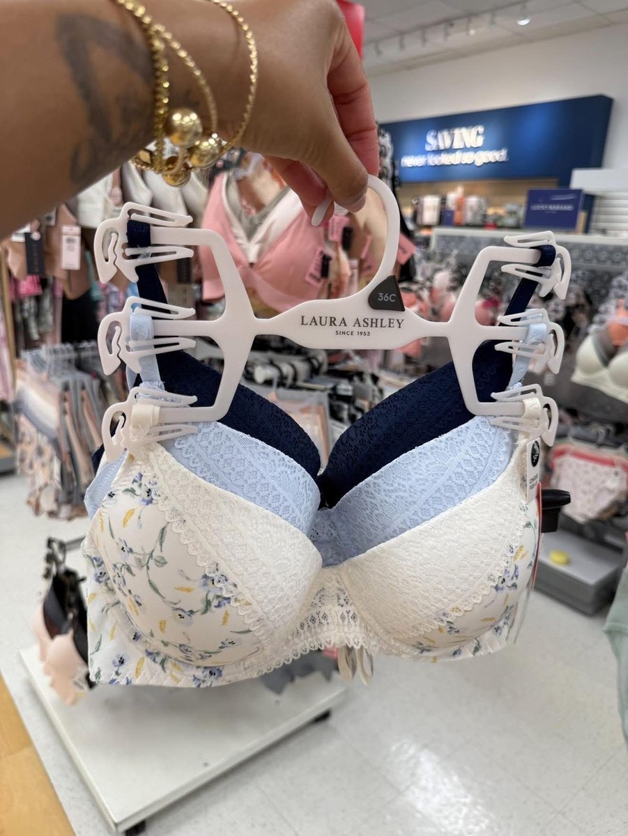 BaeBeeGirl tweet media