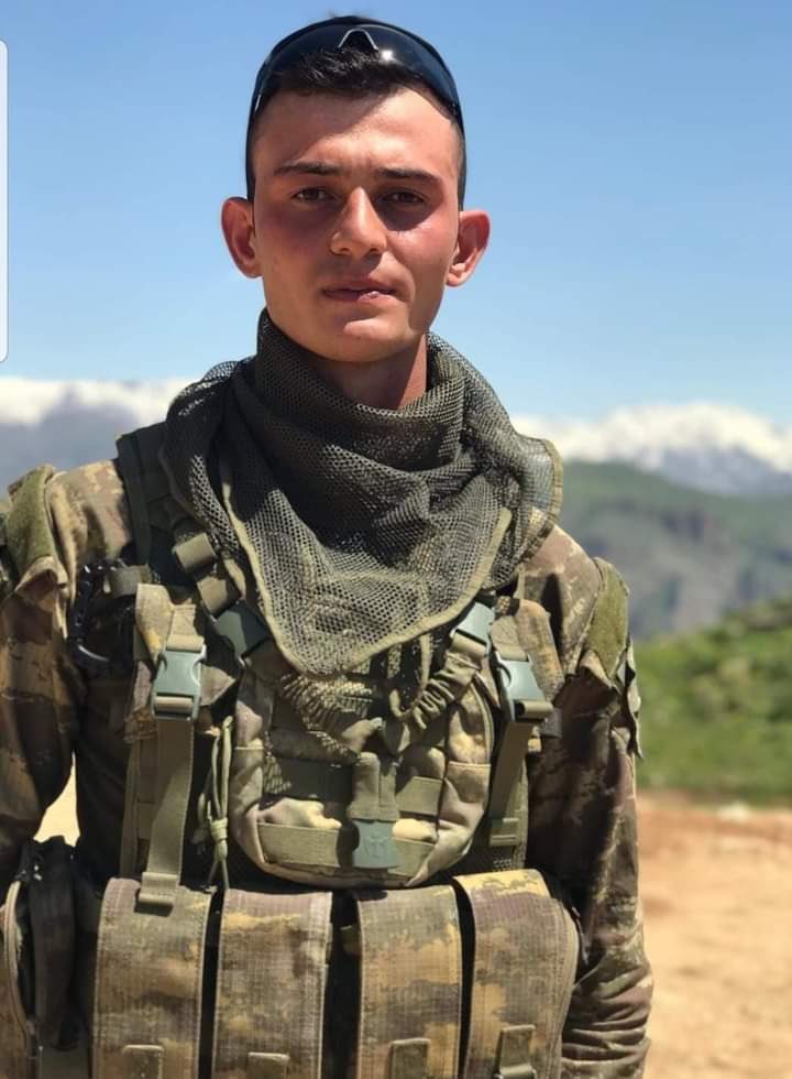 gelinciklerimiz's tweet image. Şehit Piyade Uzman Çavuş Ahmet Asan...

Aziz ruhun şâd olsun..