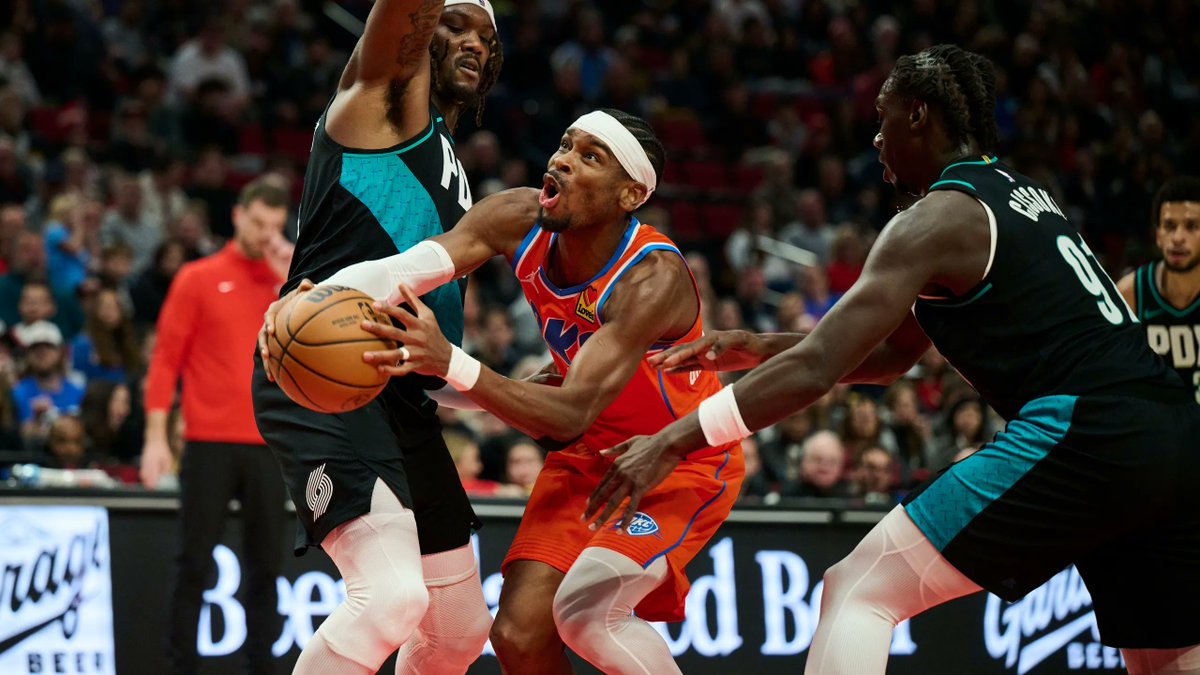 PIRATASBASKET's tweet image. 🏀 NBA
 Los Thunder resisten en Portland: Shai manda y OKC firma su 12ª victoria seguida (123-115)
Oklahoma City respondió al único rival que les había golpeado este año y se coloca 20-1 con otra noche decisiva de Shai Gilgeous-Alexander.
🔗 piratasdelbasket.net
#NBA #Thunder…