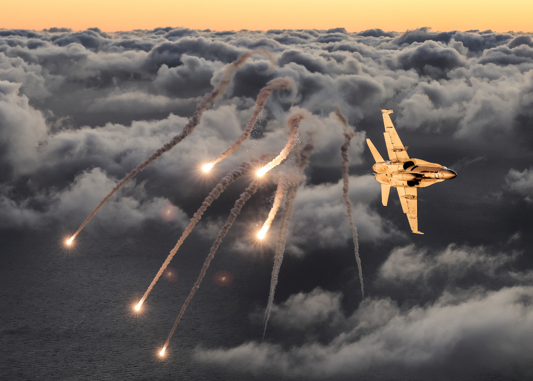 ¡Buenos días, aviadores!👋

Último mes del año🫢

Para muchos, diciembre significa volver a casa... aunque no todos disfrutamos ese privilegio.

Hoy dedicamos la publicación a todos los que este año pasarán las festividades lejos de casa. Os esperamos a la vuelta, aviadores. 🇪🇸🫡