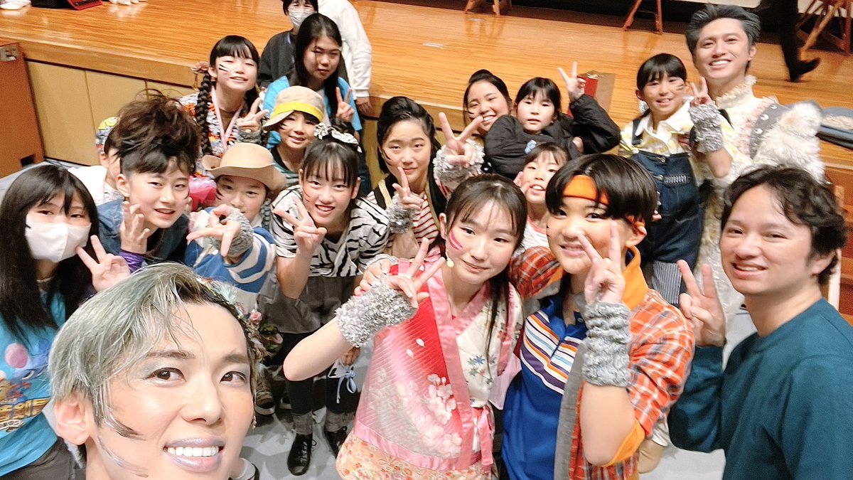 YOUSAYSAY's tweet image. ミュージカル「冒険者たち」岡山、井原公演終演！
子供達のエネルギーに感化され明日からも頑張れそうです、岡山、またね
IBARA KIDS MUSICALの皆様、関係者の皆様、お客様、ありがとうございました！