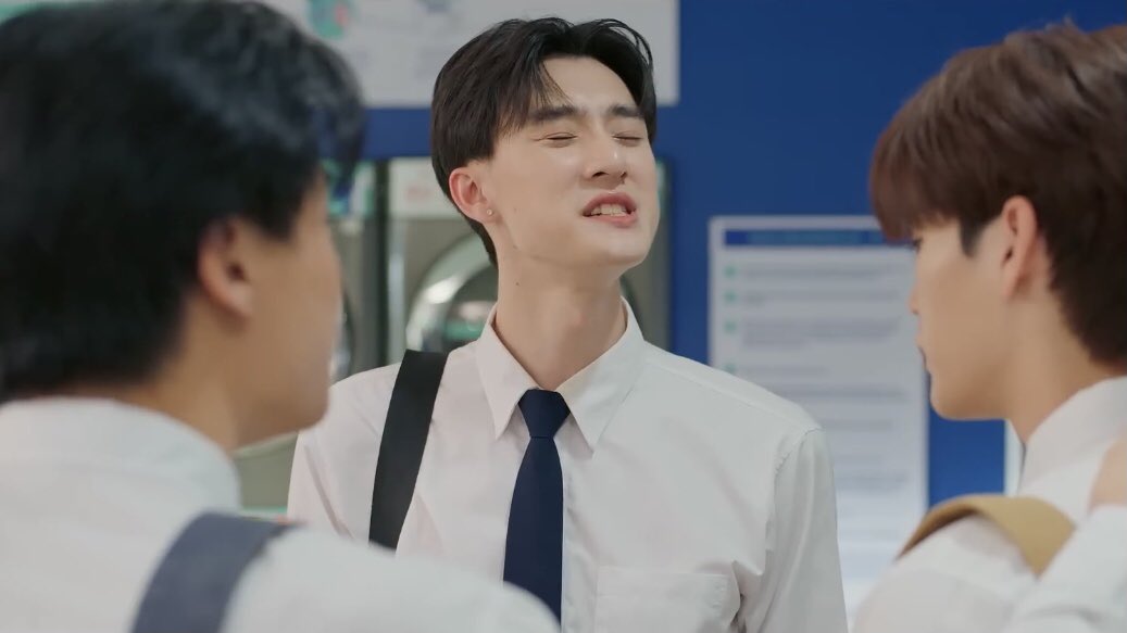 teevithe's tweet image. TEE’S ICONIC FACE &amp;gt;______&amp;lt;