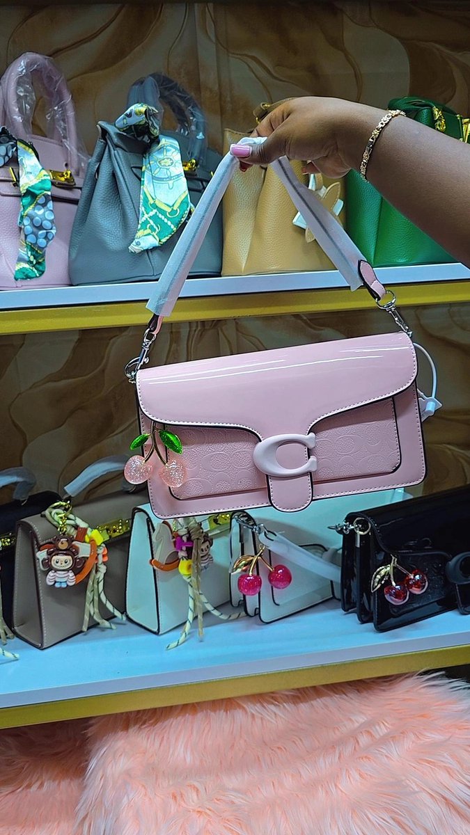 flowergirl_ke's tweet image. We have quality and classy bags for you.
📍Jevanjee shopping mall first floor room 43