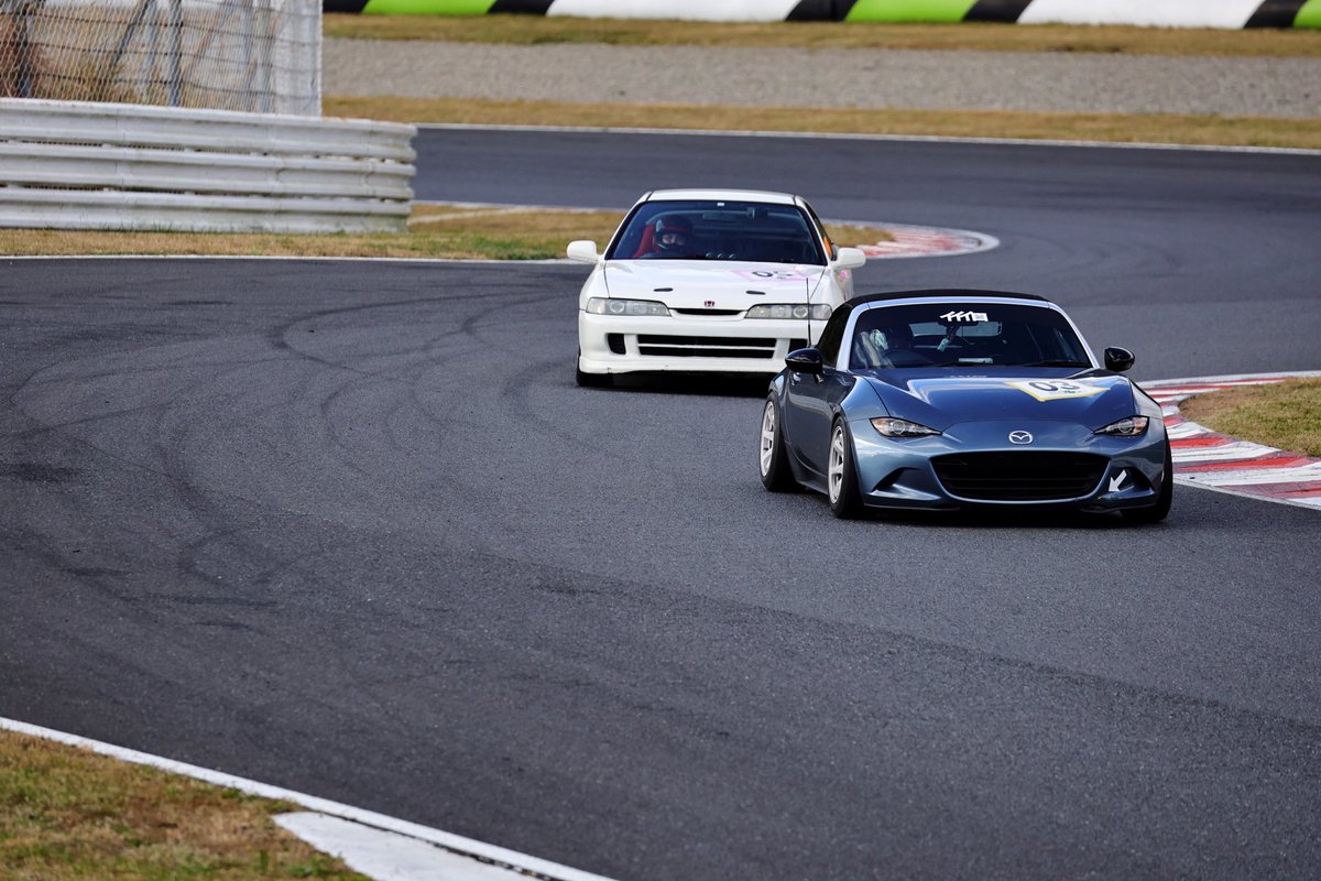 がーりー tweet media