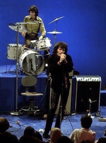 kennylanglea's tweet image. Happy Birthday to John Densmore. Born this day in 1944 in Los Angeles. American musician and author. He is best known as the drummer of legends The Doors. Many happy returns John #TheDoors #JohnDensmore 🎂🎉