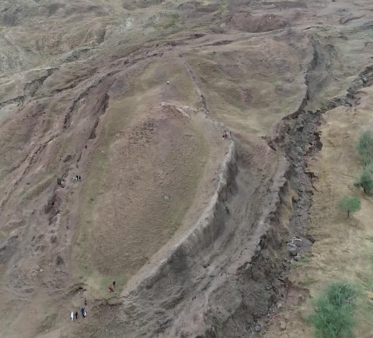 📌 ‘Ağrı'daki bulgular, Hazreti Nuh'un yaşadığı dönemle örtüşüyor’

 📎 dha.com.tr/2768937