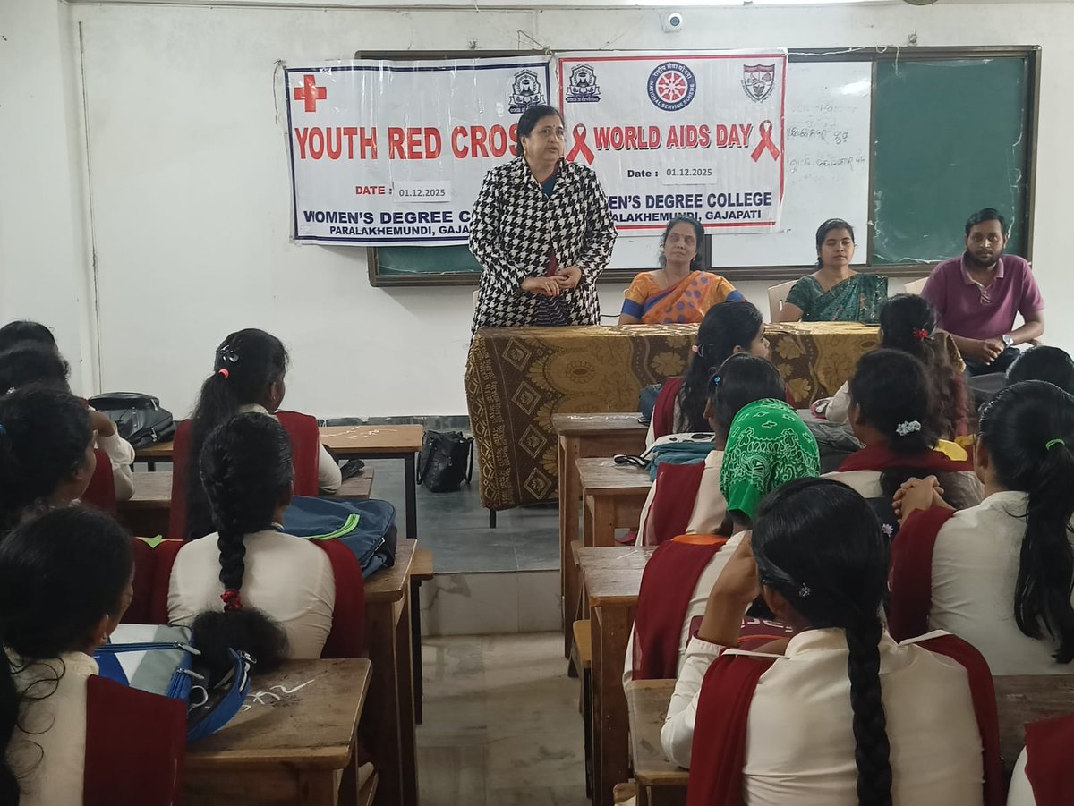 WDCGAJAPATI's tweet photo. World AIDS Day @DirDHEOdisha @amagauravamacollege https://t.co/rdgA3V5VU0