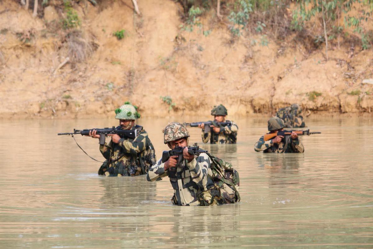 vaibhavpawarmp's tweet image. जीवन पर्यंत कर्तव्य’ के आदर्श वाक्य को निभाते हुए संपूर्ण जीवन माँ भारती की रक्षा में समर्पित करने वाले #सीमा_सुरक्षा_बल के वीर योद्धाओं को स्थापना दिवस पर शुभकामनाएं।

राष्ट्र की रक्षा में अपने प्राणों का उत्सर्ग करने वाले राष्ट्र प्रहरियों को कोटि कोटि वंदन।

वंदे मातरम्!