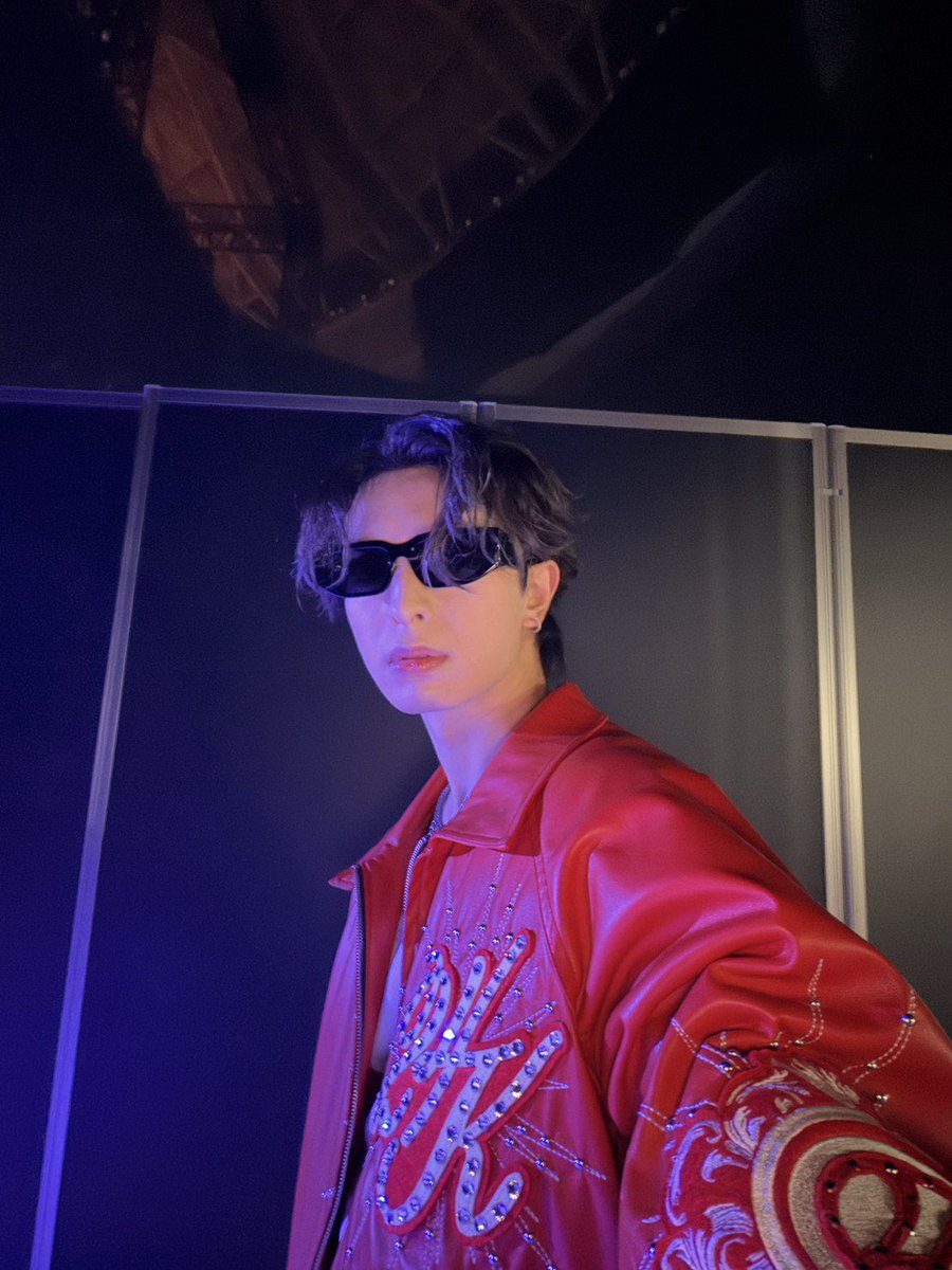 fantastics_fext's tweet photo. THE REASON
大阪公演 最高でした🔥

どの曲も本当に青春なんです。

僕のキッズ時代から
ずっと追いかけてきた方達と
隣で踊っている事が
幸せです。

残り愛知公演のみとなって
しまいました。

死ぬ気で頑張ります🔥

#木村慧人
#慧人の独り言
#EXILE 
#EX_THEREASON

木村慧人 https://t.co/QH05AAClbF
