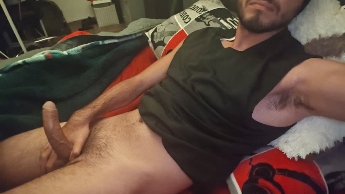 Uno queriendo hacer una video llamadita hot y no colaboran 😔