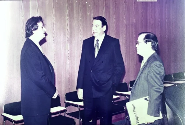 j_a_p_a_h__'s tweet image. 🕹️ TecToy tentou criar portátil semelhante ao Game Boy
📱 Projeto usaria tela simples para competir Nintendo
🇧🇷 Ideia tinha potencial alto segundo Stefano Arnhold
❌ SEGA recusou totalmente o portátil monocromático #TimeExtension