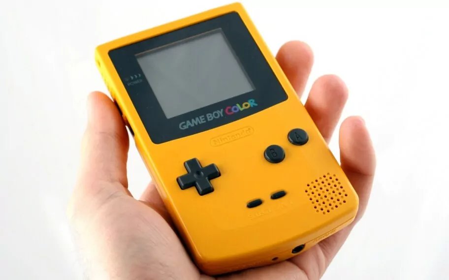 j_a_p_a_h__'s tweet image. 🕹️ TecToy tentou criar portátil semelhante ao Game Boy
📱 Projeto usaria tela simples para competir Nintendo
🇧🇷 Ideia tinha potencial alto segundo Stefano Arnhold
❌ SEGA recusou totalmente o portátil monocromático #TimeExtension