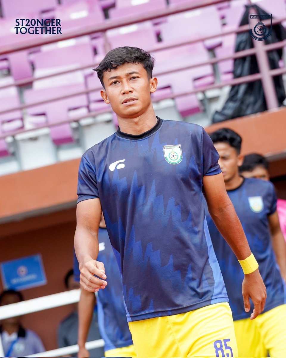 gresikutdFC's tweet image. Warming Up jelang laga perdana Liga Nusantara musim 2025/26.

#GresikUnited #LaskarJokoSamudro #ST20NGERTOGETHER #GRSPAS #GresikUnitedDay