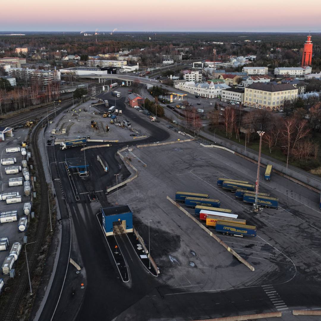 Port of Hanko construction site photo update.

#portofhanko #fastandfriendlyport #portofrostock #finnlines #connectingeuropefacility #EUfunding #cinea #wilhelmborchert #cef #eugreendeal #infrastructure #connecteurope #portinfrastructure #resilience