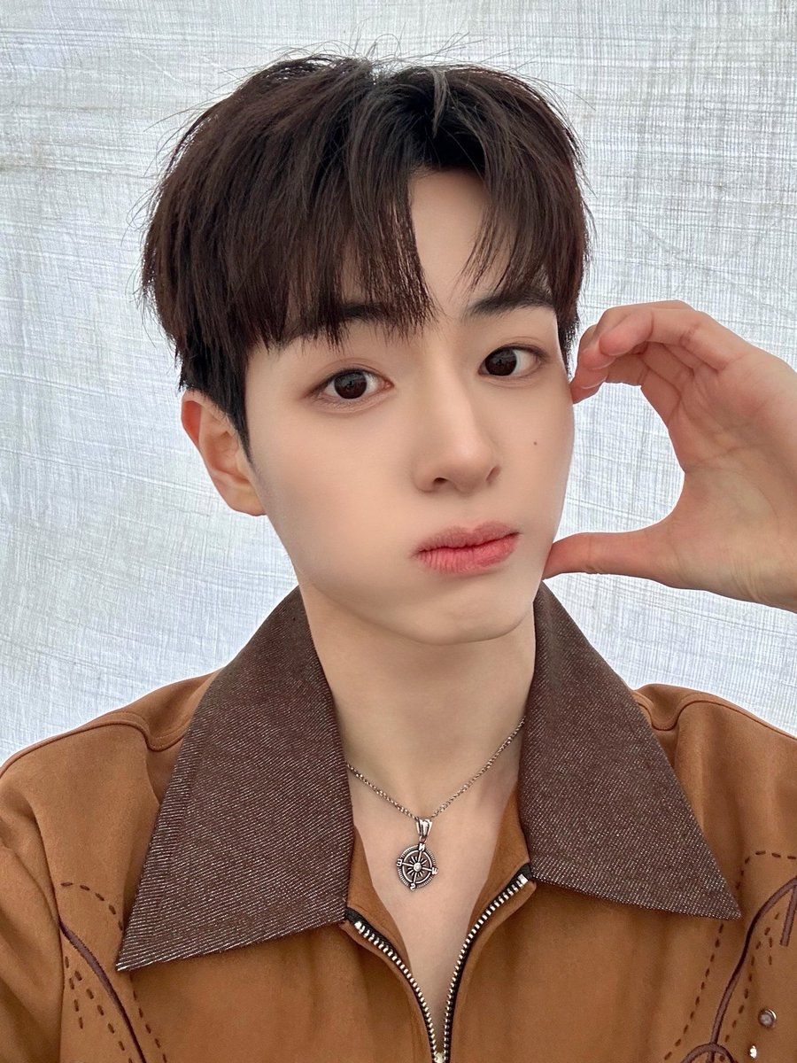 [📸] #더윈드데이 #THEWINDDAY

25.12.01
KBS1 <특별 생방송 희망2026 나눔캠페인>

🤍Today The Wind🤍

#더윈드 #THEWIND #The_Wind
#김희수 #타나톤 #최한빈
#박하유찬 #안찬원 #장현준