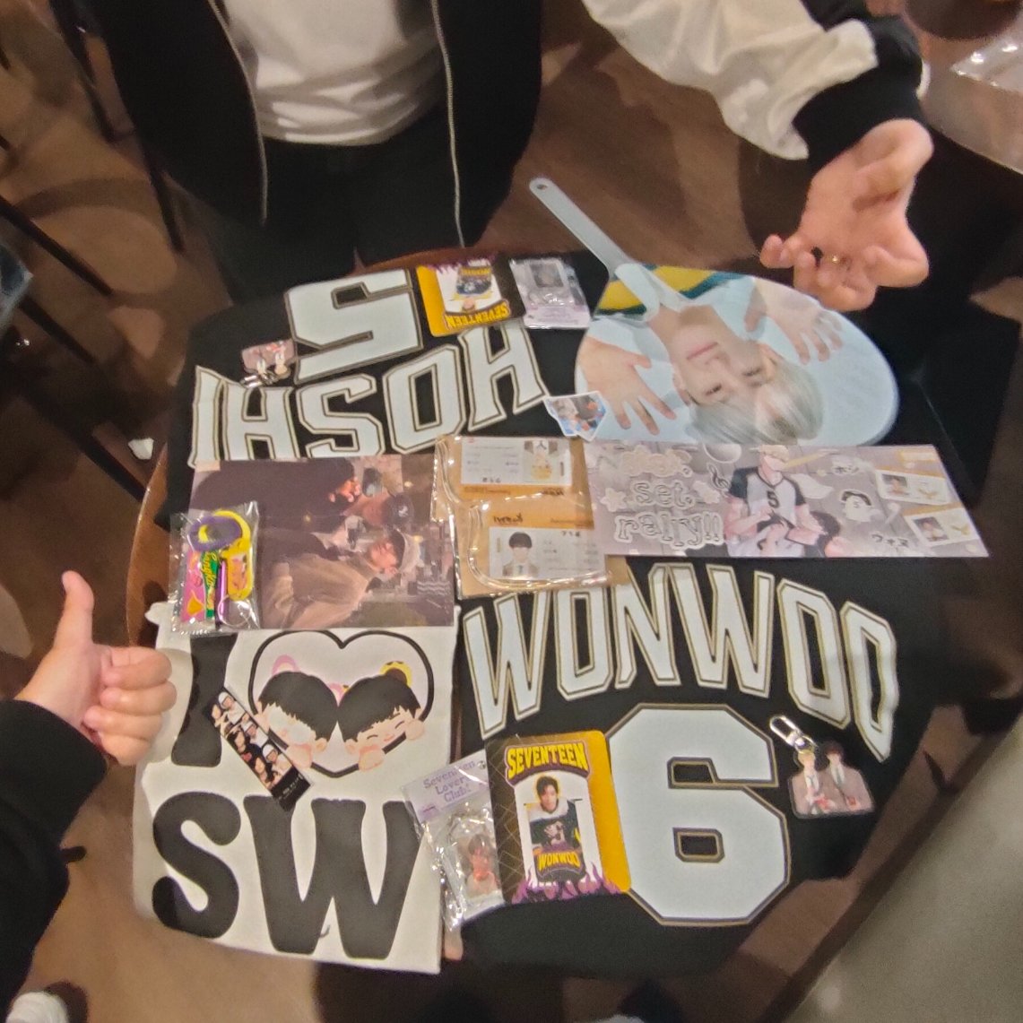 peonyevergarden's tweet photo. SVT x Haikyuu event? Why not :3 
Went to #StarSetRally CSE with @psycHOSHIs and really enjoyed it! 
Thank you po sa mga namigay din ng freebies and prizes. 
Congratulations @starsetrally 🥰 https://t.co/u4i1uJ9kLS