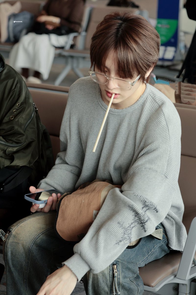 Pyostory tweet media