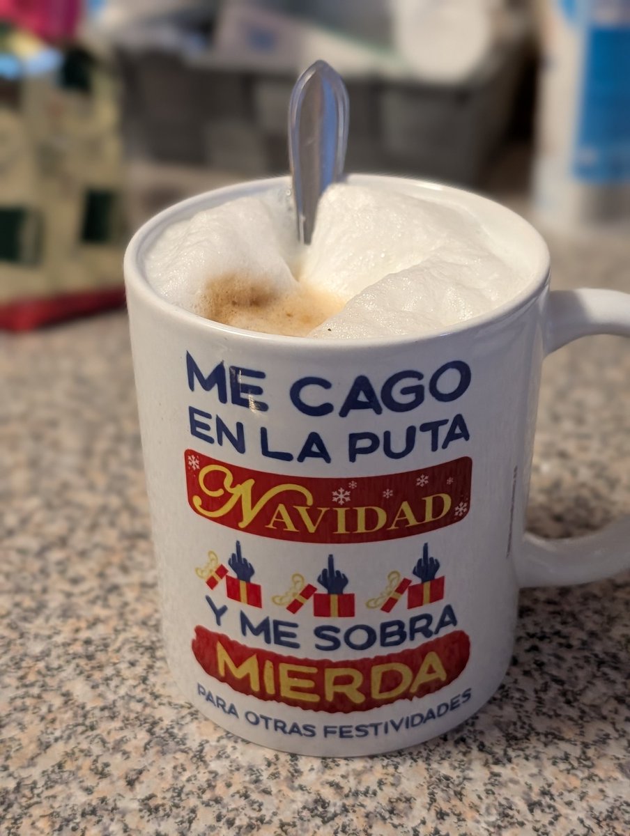 Hoy 1 de diciembre y como cada año inauguramos la temporada con mi taza favorita