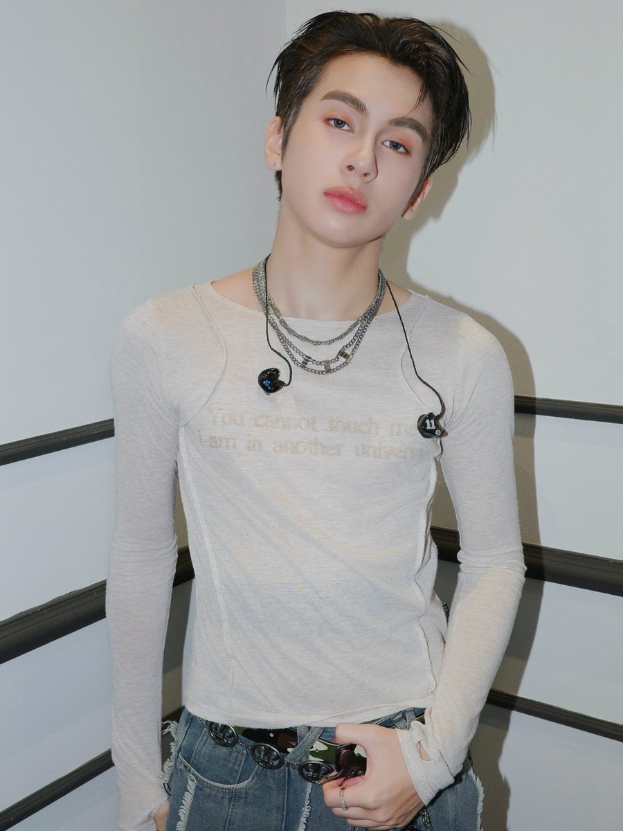 DICE_SONRAY's tweet photo. [ DICE PHOTOSET ] at #CATEXPO2025 🐱

#JAYkansopon | #OTTOsippavitch

DICE at CATEXPO 25
#CATEXPO2025xDICE
#DICE_SONRAY
#SONRAYMUSIC https://t.co/UzGxgTCJ6b