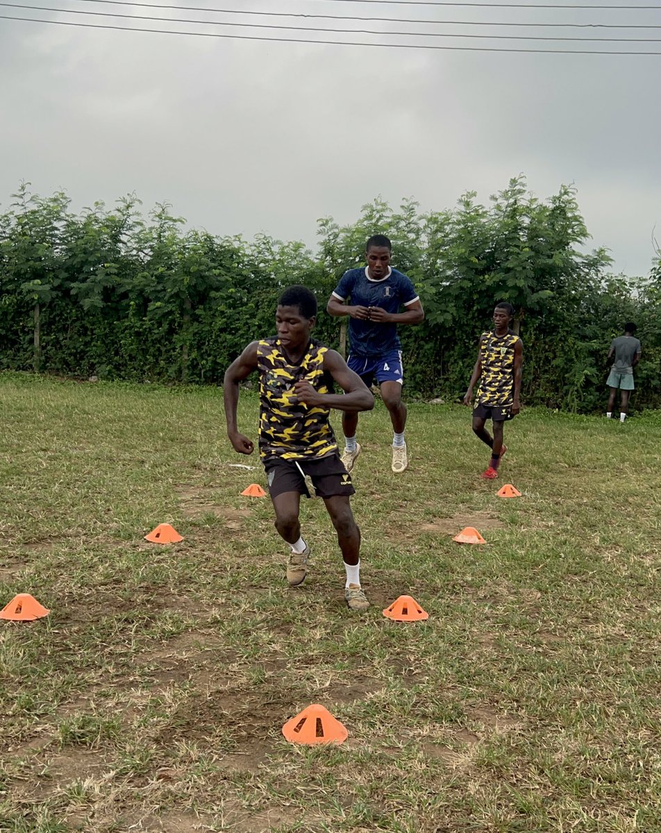 AdeyemiFC_'s tweet image. New Month 

Same Energy 💛💪

#AFC | #WeAreAdeyemiFC