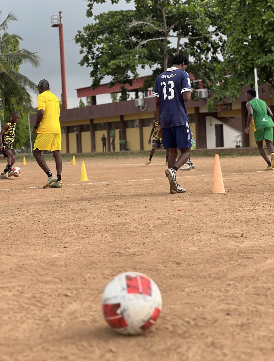 AdeyemiFC_'s tweet image. New Month 

Same Energy 💛💪

#AFC | #WeAreAdeyemiFC