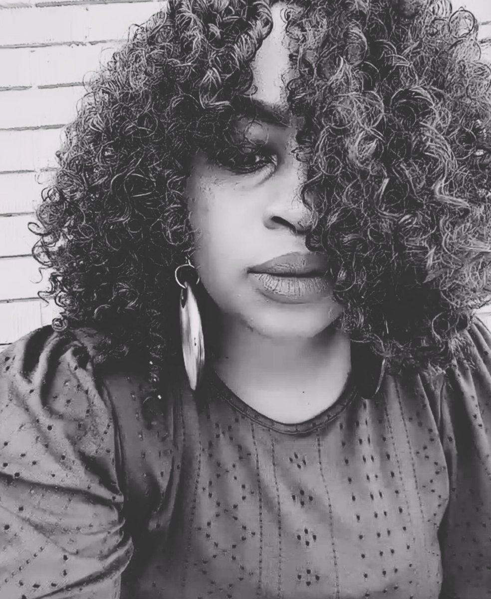 The weaver woman 

She weaves a quilt.
A blanket of pain. 
Chain stitches
Back stitch
Running stitch.
She weaves a
generation of trauma. 
Sweaters of pain 
For her children 
And their children
Trauma

The Unapologetic Poet-

#poetrycommunity #poem #poetrylovers #poetry #Trauma