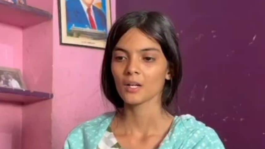SurajKrBauddh's tweet photo. Misinformation Alert! ⚠️🚨❌       

In the killing of MH's Saksham Tate over inter-caste love, many savarna handles are spreading lies that both were Dalits.

The Boy was a SC Buddhist, but the girl's family is caste Hindus (neither SC nor ST).    

An FIR under the SC-ST Act, Arms Act, and BNS has been registered against the girl's father and brothers responsible for this caste-based, cold-blooded murder.

The girl symbolically married her boyfriend's dead body to show her deep love and has demanded strict action against her father, brothers, and other culprits.

What makes this case even more sensitive is that, instead of demanding justice for a brutally murdered young boy, many Savarna handles are busy spreading misinformation to shield the casteist criminals. This victim-blaming and distortion of facts shows exactly how caste operates even today.