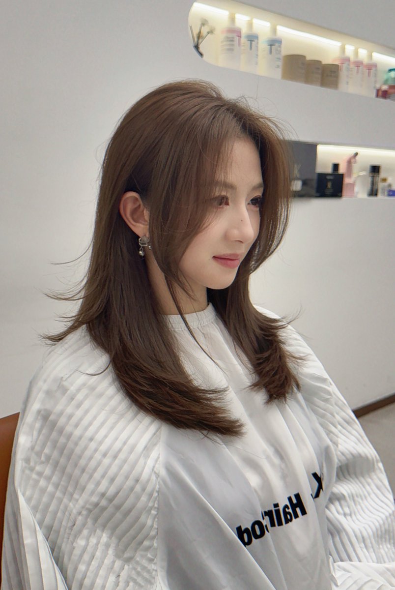 InaWu0923's tweet photo. New Style💇‍♀️ https://t.co/jGmMyURx8G