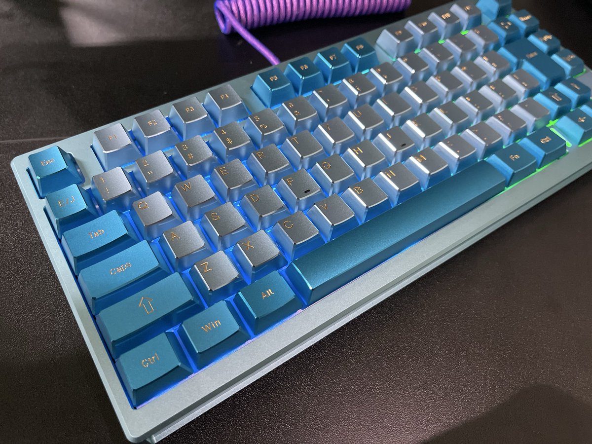 madcam@プロフィール必須 coming soon,,,, Blue metal keycap 8k gatoro jade pro 0.001
