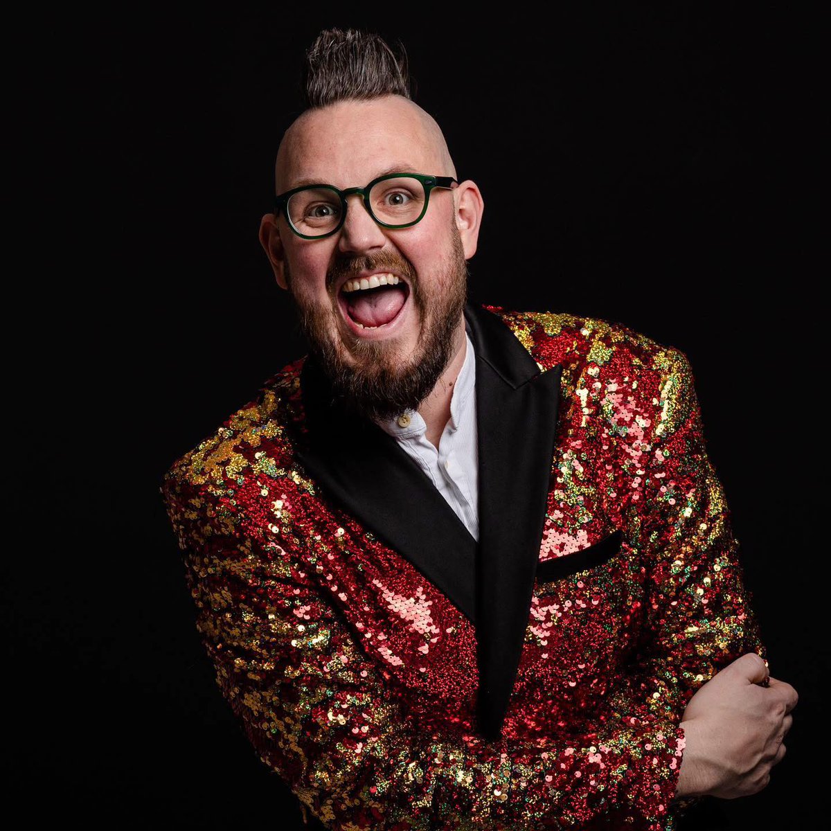 🎺 Ready to go One Step Beyond? Mainly Madness are bringing the ultimate Two Tone &amp; Ska party! Expect hits from Madness, The Specials, Bad Manners &amp; more.
👉 Book now: ow.ly/p2fg50XyBBU
#MainlyMadness #SkaRevival #LiveMusic #OneStepBeyond #BaggyTrousers <a href="/mainly_madness/">Mainly Madness</a>