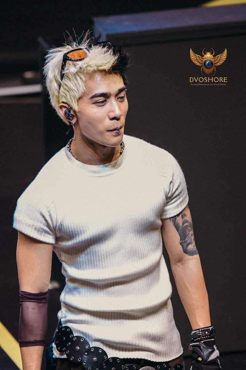 DvoShore's tweet image. Joshie!! Mga hagip hagip shots lang to ni @JoshCullen_s mga babes.

KIC2025 HALFTIMESHOW WITH SB19
@SB19Official #SB19
#SB19BTFLive_KIC2025 #KIC2025