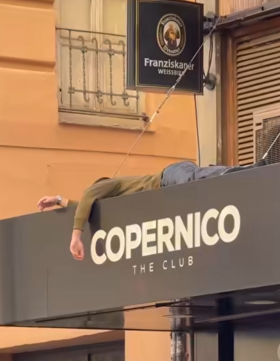 Modorro De Pueblo🐑 tweet media