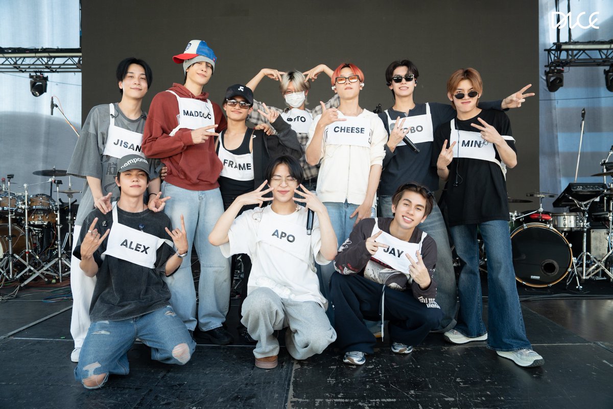 📸 ภาพบรรยากาศ ที่ #CATEXPO2025 🐱
ขอบคุณทุกคนที่มาสนุกกับพวกเรานะครับ ไว้เจอกันอีกนะ เหมี๊ยว ~ 🧶

DICE at CATEXPO 25
#CATEXPO2025xDICE
#DICE_SONRAY
#SONRAYMUSIC