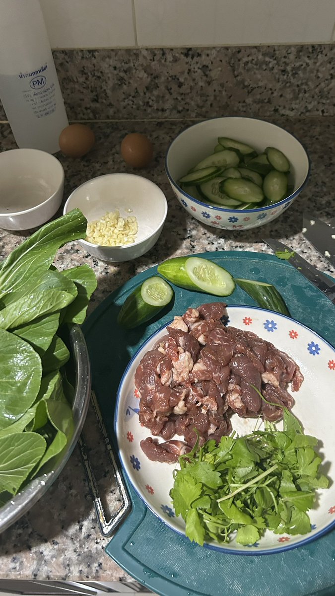 ezshine's tweet image. 西格玛男人，只做饭，不刷碗😁