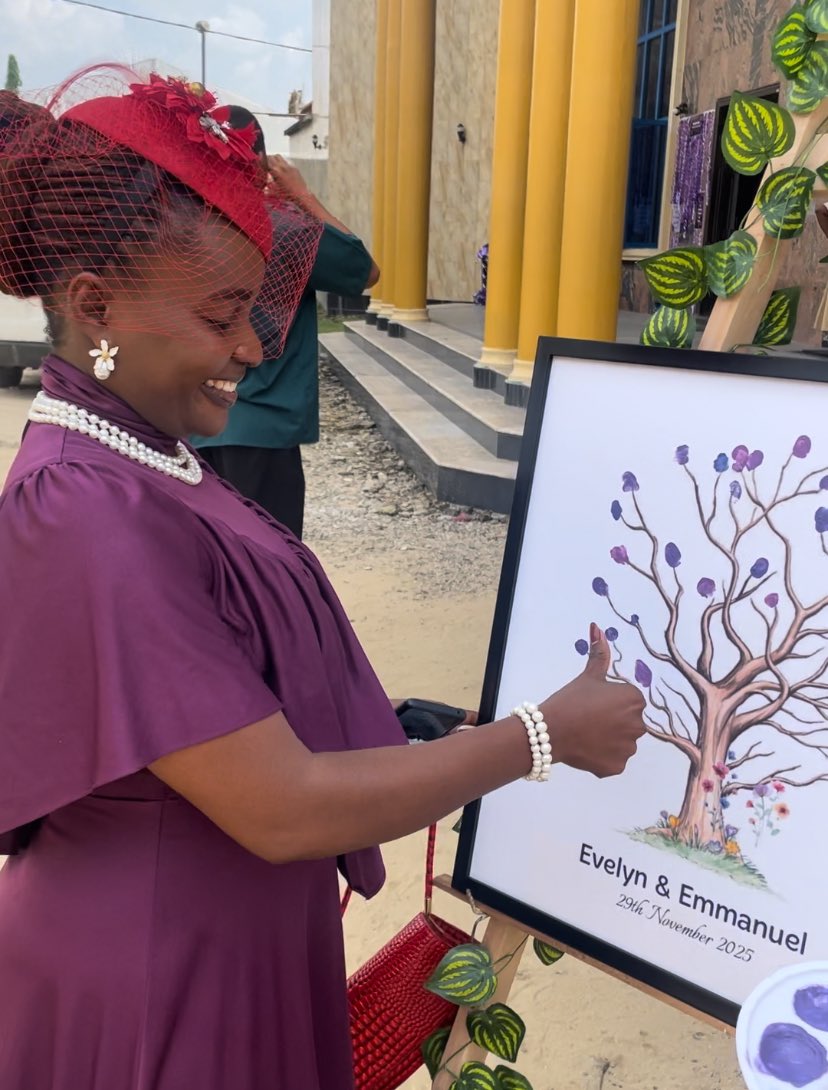 Audreys_Crafts's tweet image. I’m officially opening this as a new line of business under my creative services.
So if you want something different, engaging, and unforgettable for your event, you can book yours 😊

fully customized to your colours, theme, and style.

This is crafted by @Audreys_Crafts