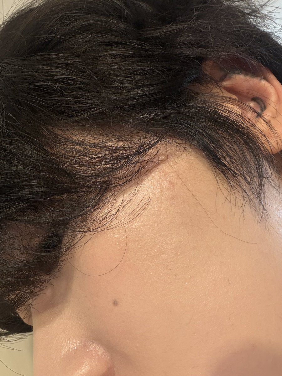 나스에서 피부메이크업 받앗는데
그냥 최고임;