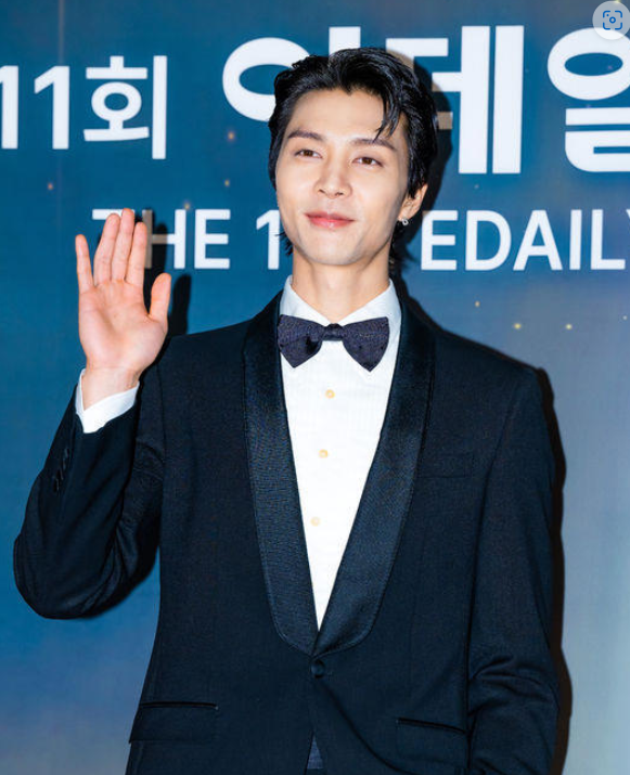 chorokblood's tweet image. ㅈㄴ 미남이구나