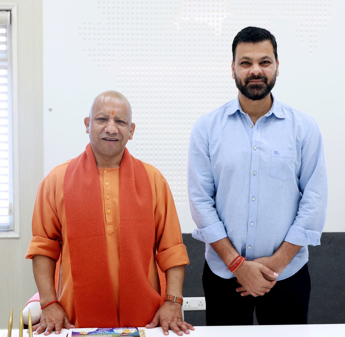 rpsingh's tweet image. आज लखनऊ में प्रदेश के मुख्यमंत्री एवं गोरक्षपीठाधीश्वर परम पूज्य श्री माननीय योगी आदित्य नाथ जी को श्रीमद्भागवत कथा हेतु ससम्मान आमंत्रित किया तथा उनका स्नेहिल मार्गदर्शन प्राप्त किया।🙏 @myogiadityanath @CMOfficeUP #yogiadityanath #cmyogiadityanath #rpswing