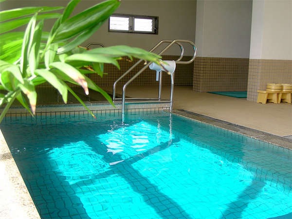 コス合宿　水着着用で温泉入水撮影可!　つづきます