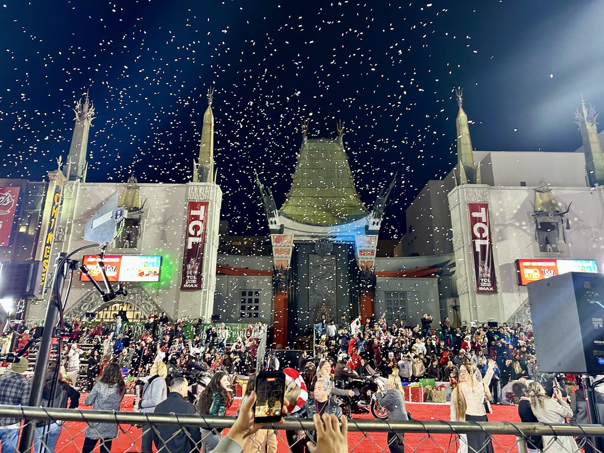 Harbor Chapter marching in the #HollywoodChristmas parade. 
<a href="/America250/">America250</a> <a href="/SarHeadquarters/">National Society SAR Headquarters</a>