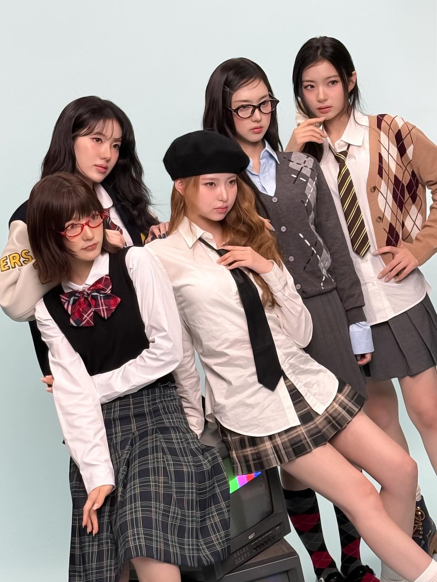 jiyupic's tweet image. 𝘧𝘰𝘳 𝘮𝘺 𝘭𝘰𝘷𝘦, 𝘛𝘪𝘪𝘪𝘒𝘪𝘪𝘪 જ⁀➴🩷