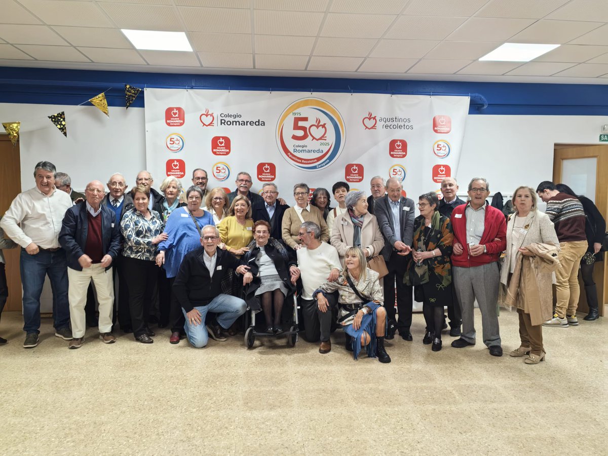 ColegioRomareda's tweet photo. 🎂ᔕ50 ᗩñOSᔕ🎂
𝗔𝗻𝘁𝗶𝗴𝘂𝗼𝘀 𝗽𝗿𝗼𝗳𝗲𝘀𝗼𝗿𝗲𝘀:

🧑‍🏫En este aniversario nos reunimos con antiguos profesores del #colegioRomareda

😍Emotivo y bonito reencuentro.

💖🤗👏
#agustinosrecoletoszaragoza #agustinosrecoletosromareda #50años #aniversario https://t.co/z1dMhREEsj