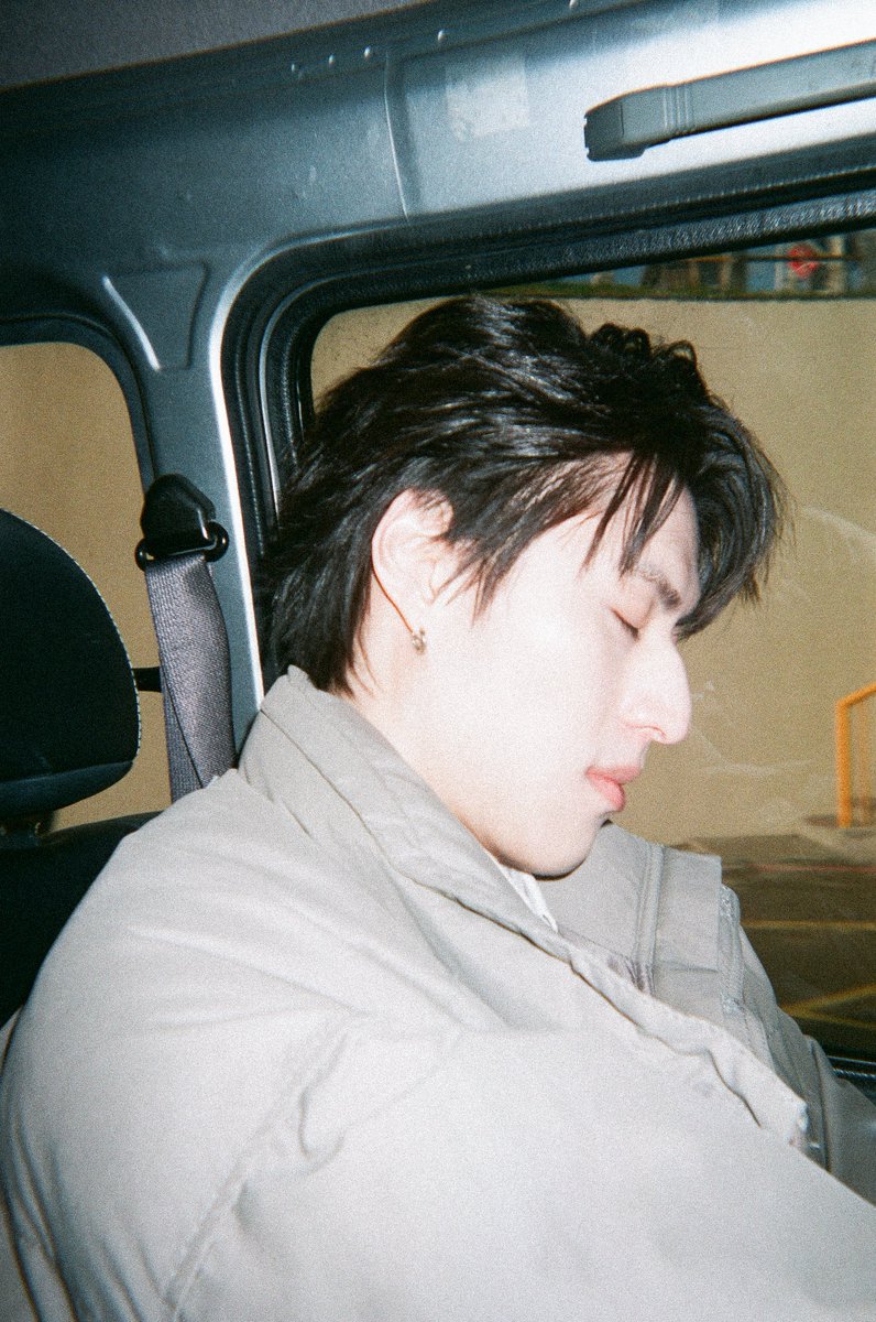 #秘密關係
𝐁𝐞𝐡𝐢𝐧𝐝 𝐭𝐡𝐞 𝐒𝐜𝐞𝐧𝐞𝐬 🐏 ᶻ 𝘇 𐰁

..zzZ🌛

“𝙶𝚄𝙽𝙾  𝚌𝚊𝚖𝚎𝚛𝚊”

トゥオ(#Chance)
<a href="/Chance73160918/">Chance</a>
 
￣￣￣￣￣￣￣￣￣￣
映画『秘密關係 Secret Lover 最後の約束』
𝟭𝟮.𝟮𝟲(金)よりシネマート新宿ほか全国公開
#秘密關係SecretLover #SecretLover #BLドラマ