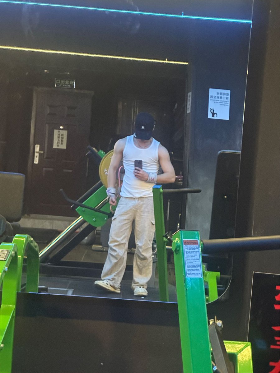 达摩学长 tweet media