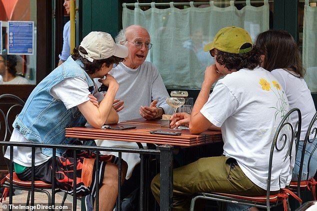 me explaining to stock pickers why the index and their portfolios need not be correlated