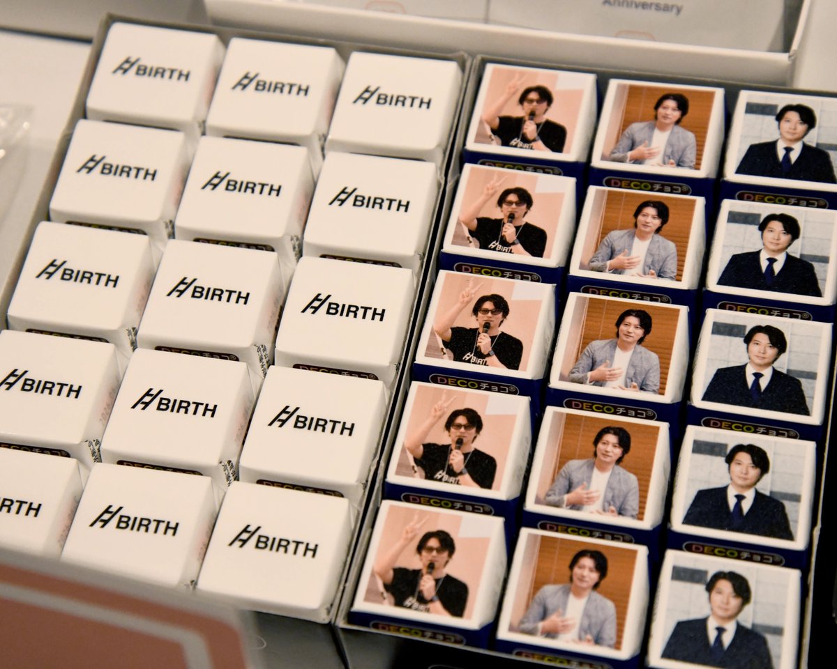 そして #FLCFes 小噺、、、
代表のチロルチョコ🍫つくっちゃうコワーキングスペース最高でしょ⁉️🤣

<#源泉ラジオnote乃湯 より>
FLCFesの会場でひそかに話題になっていたのが、「BIRTH代表髙木チロルチョコ」だ。
BIRTHの近藤くんが「どうしても作りたいんです」と言い出したところから始まった。