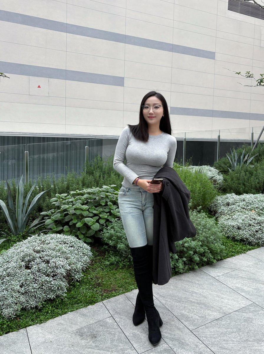 喜上眉梢 tweet media