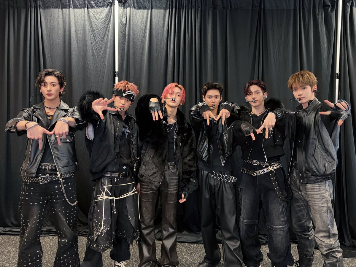 parkwonsbin's tweet photo. 𝙇𝙀𝙏’𝙎 𝙂𝙊 𝙈𝘼𝙈𝘼!! https://t.co/95CMW0TkUC