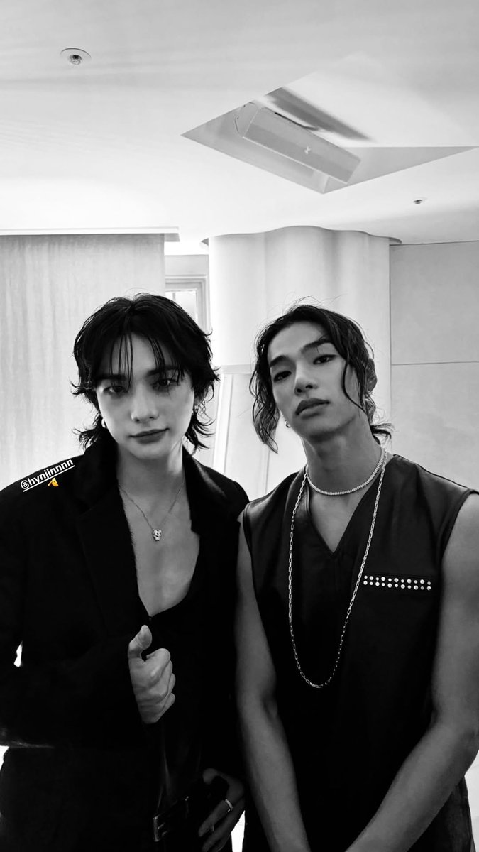 ssomi_SKZlove's tweet image. 타잔님 인스타스토리에 까르띠에 현진이랑 투샷!

#HYUNJINxCARTIER